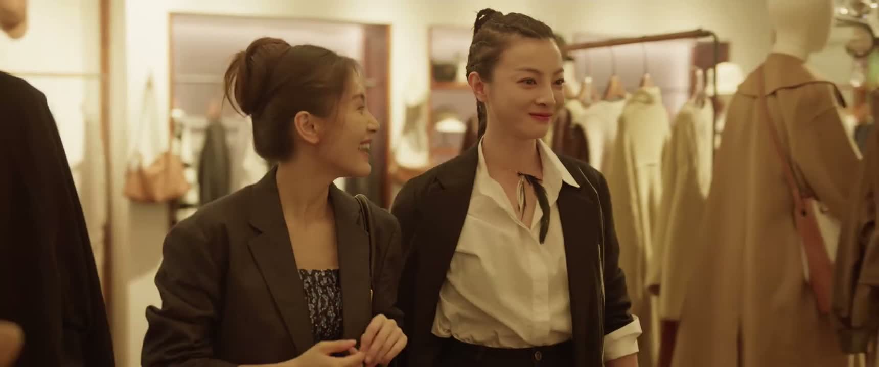 该吃醋的是我吧