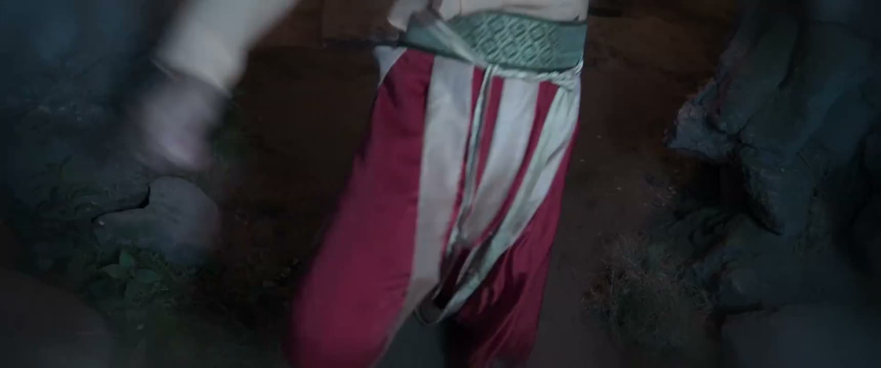 并给了伍两致命一击