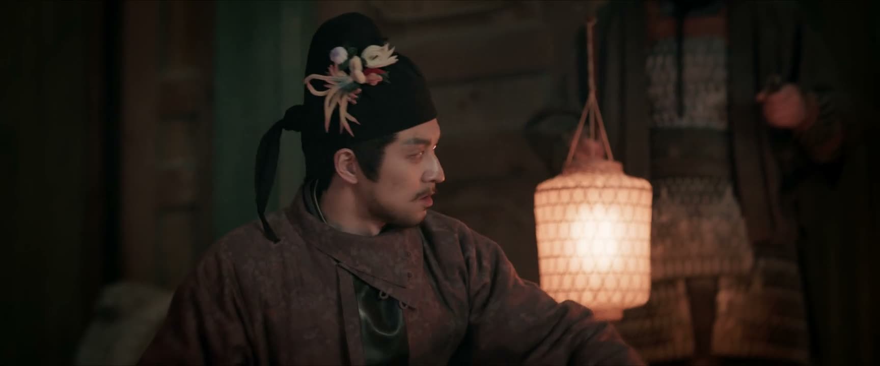 你们几个 带上武器