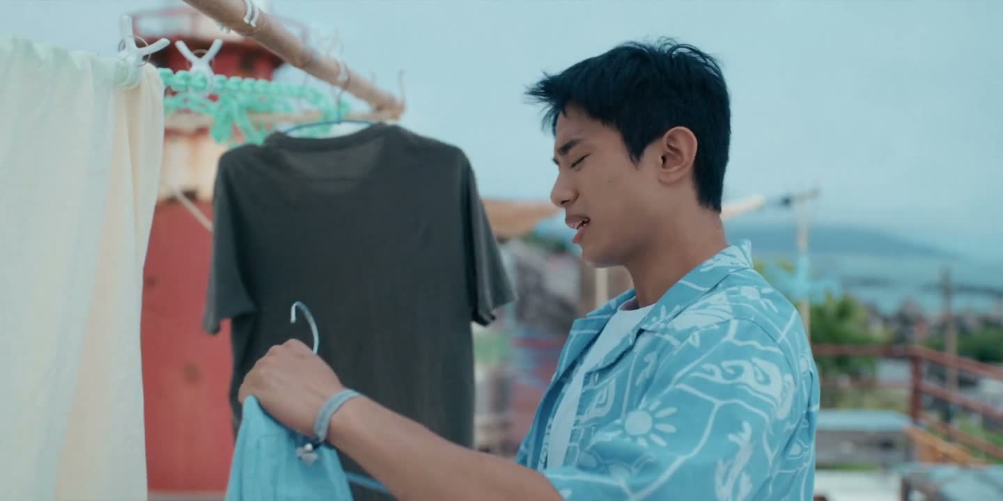 你们都在他怎么会寂寞呢