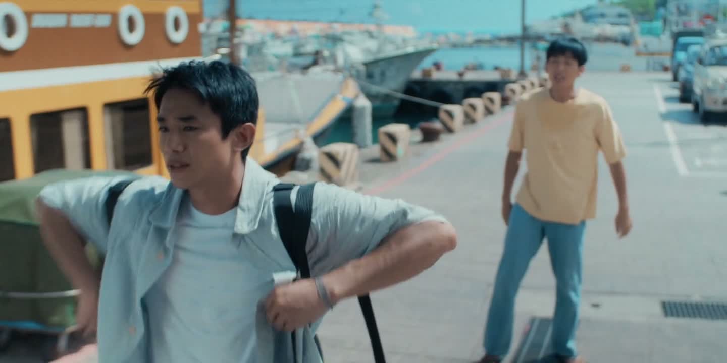 你明明就也觉得我是他不是吗