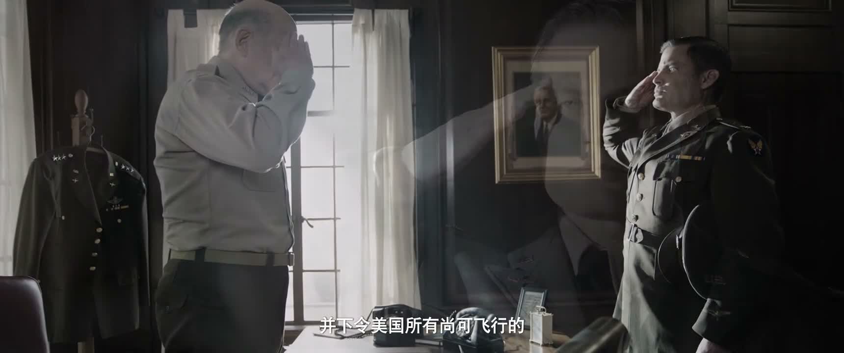 并下令美国所有尚可飞行的