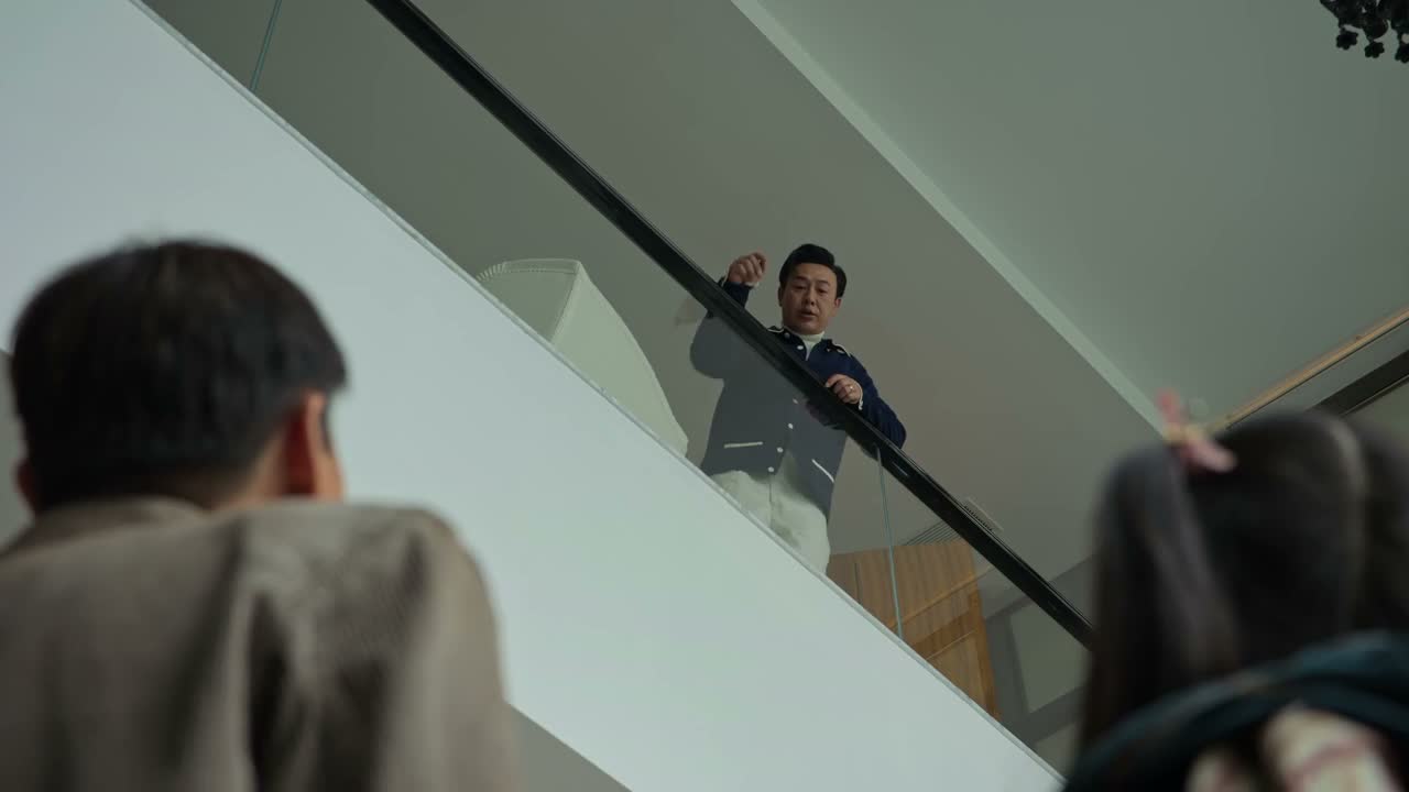都这么大了 我下来啊