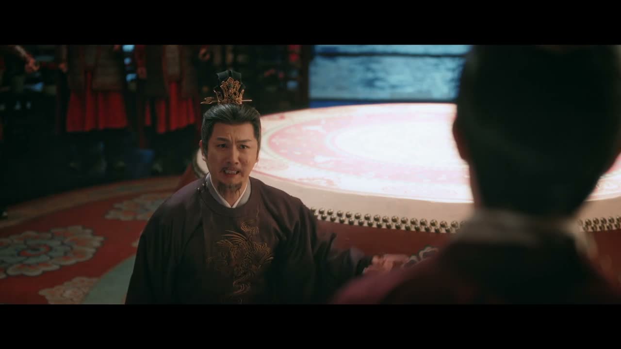 必是她一人所为