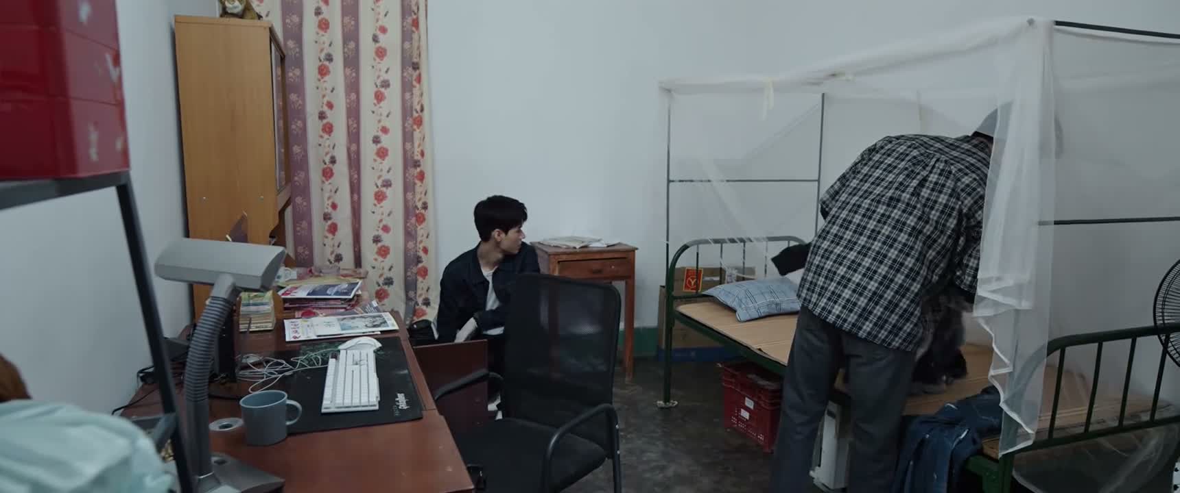 搞得像我们犯了什么错似的