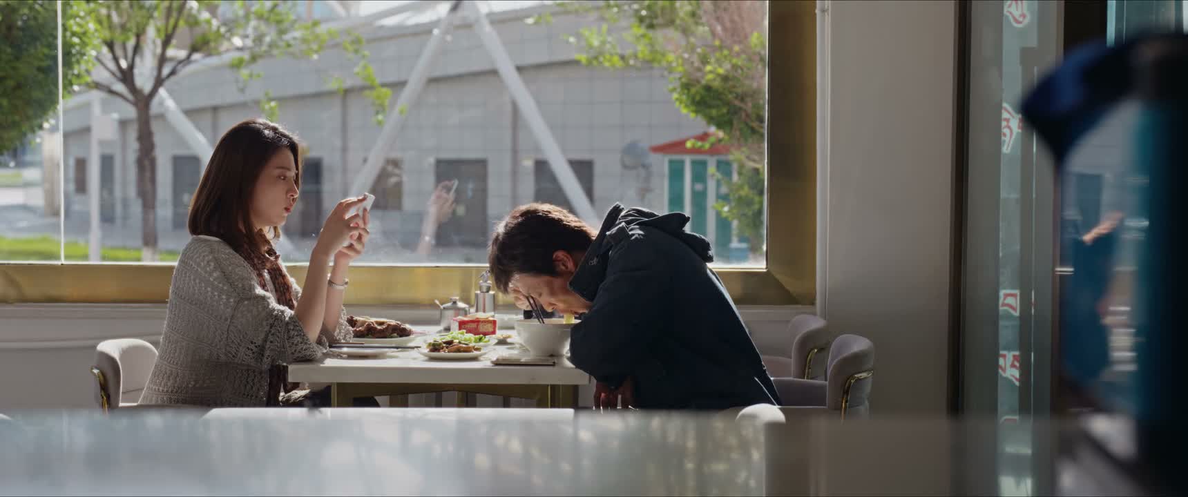 我让你发个 朋友圈官宣