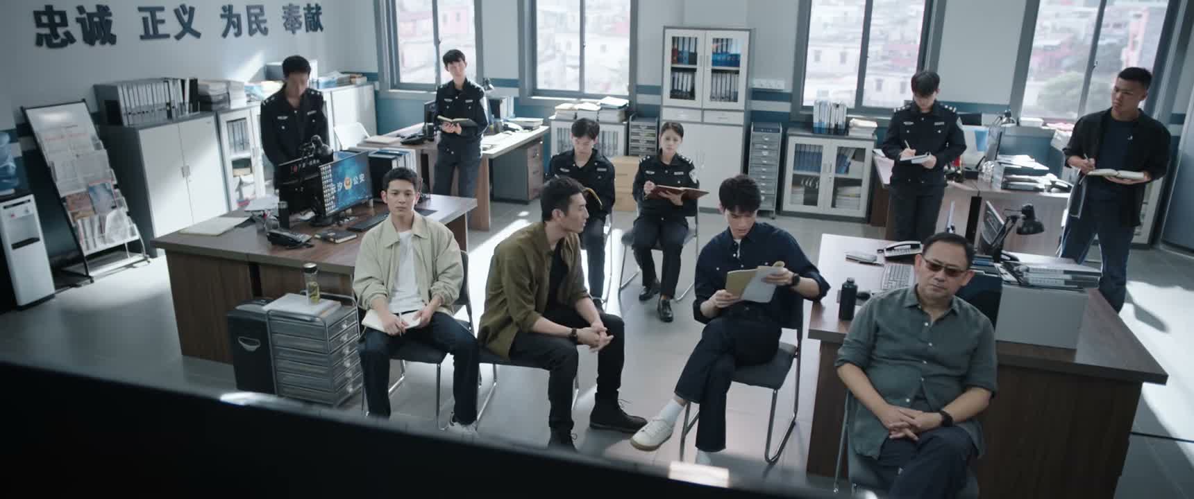 但是吧 那是他的车 也说明不了什么