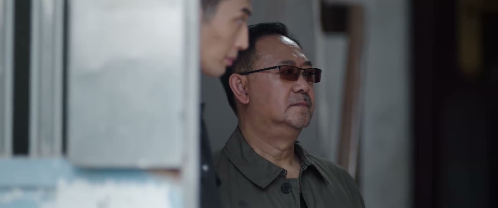 她连那笔赔偿金她都不要
