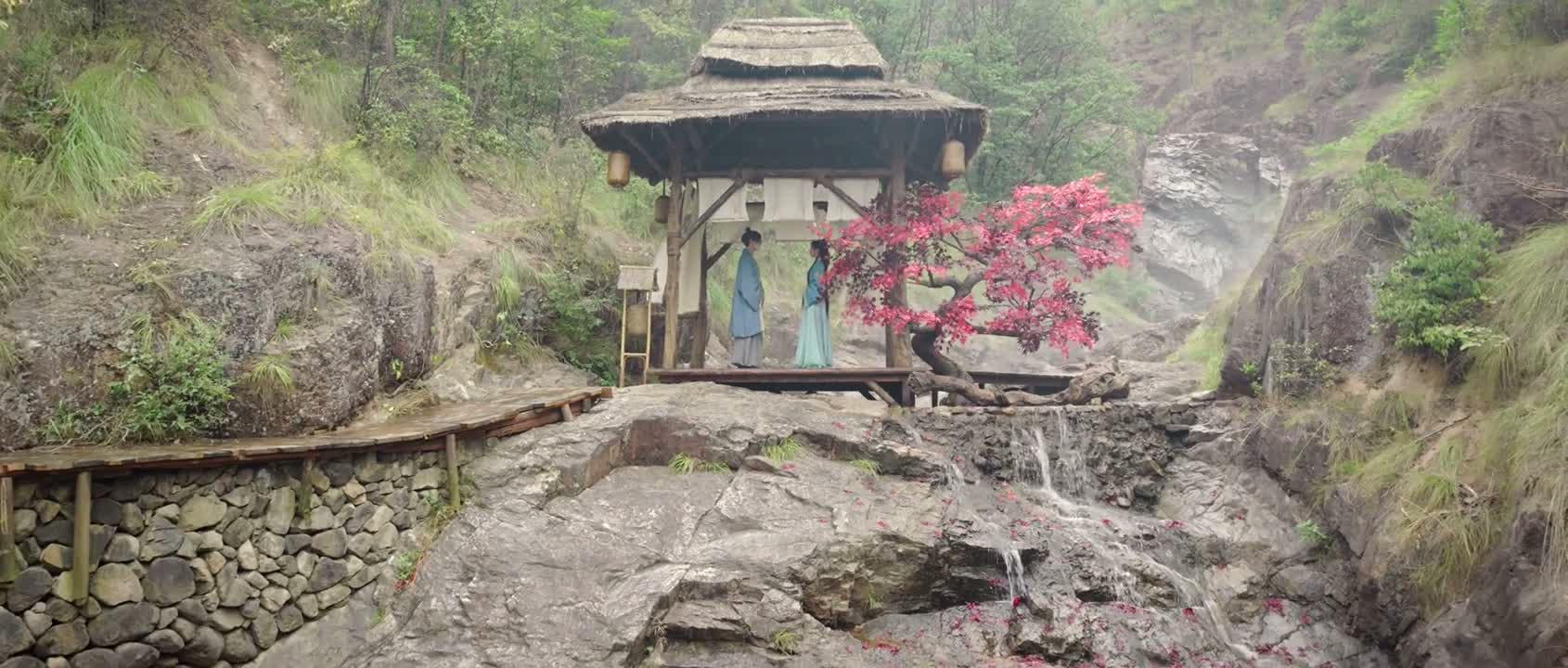 昭昭妹妹在悬崖上舍命相护