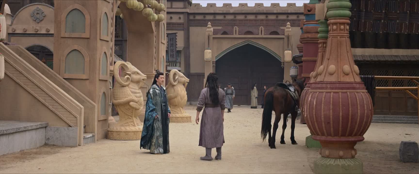 看穿着是个大客户啊