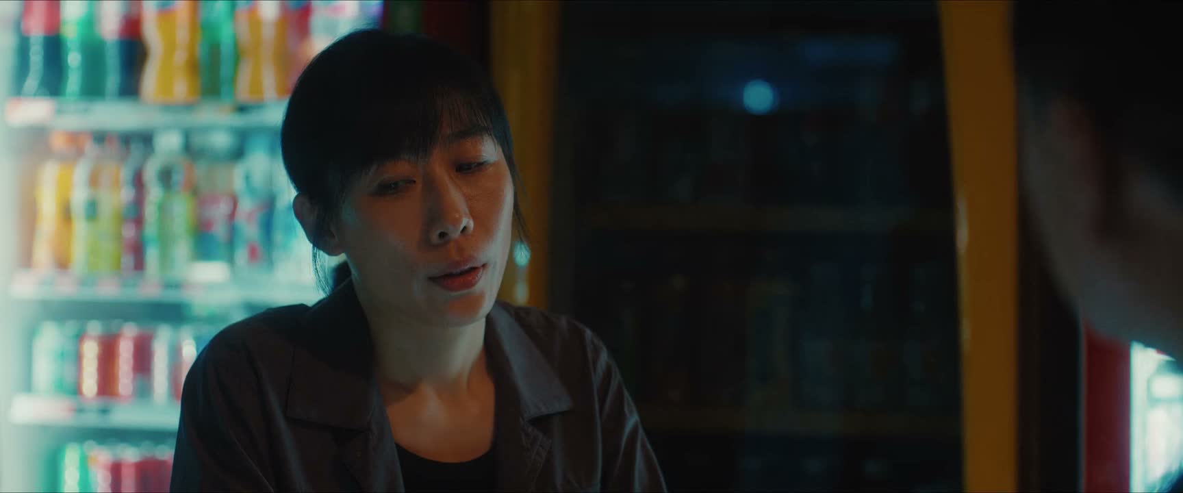 二十来岁 有点胖是吧
