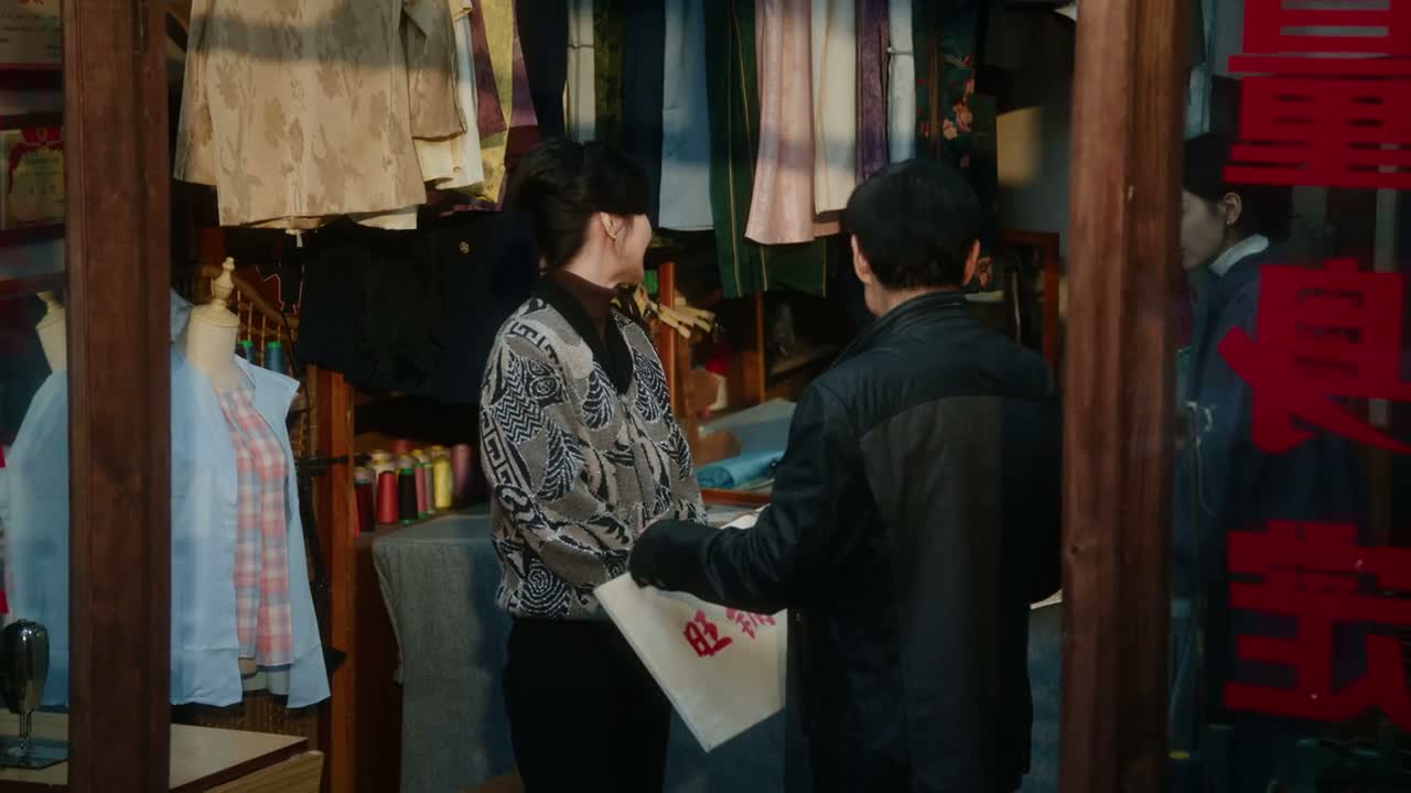 这才刚出院没多久呢