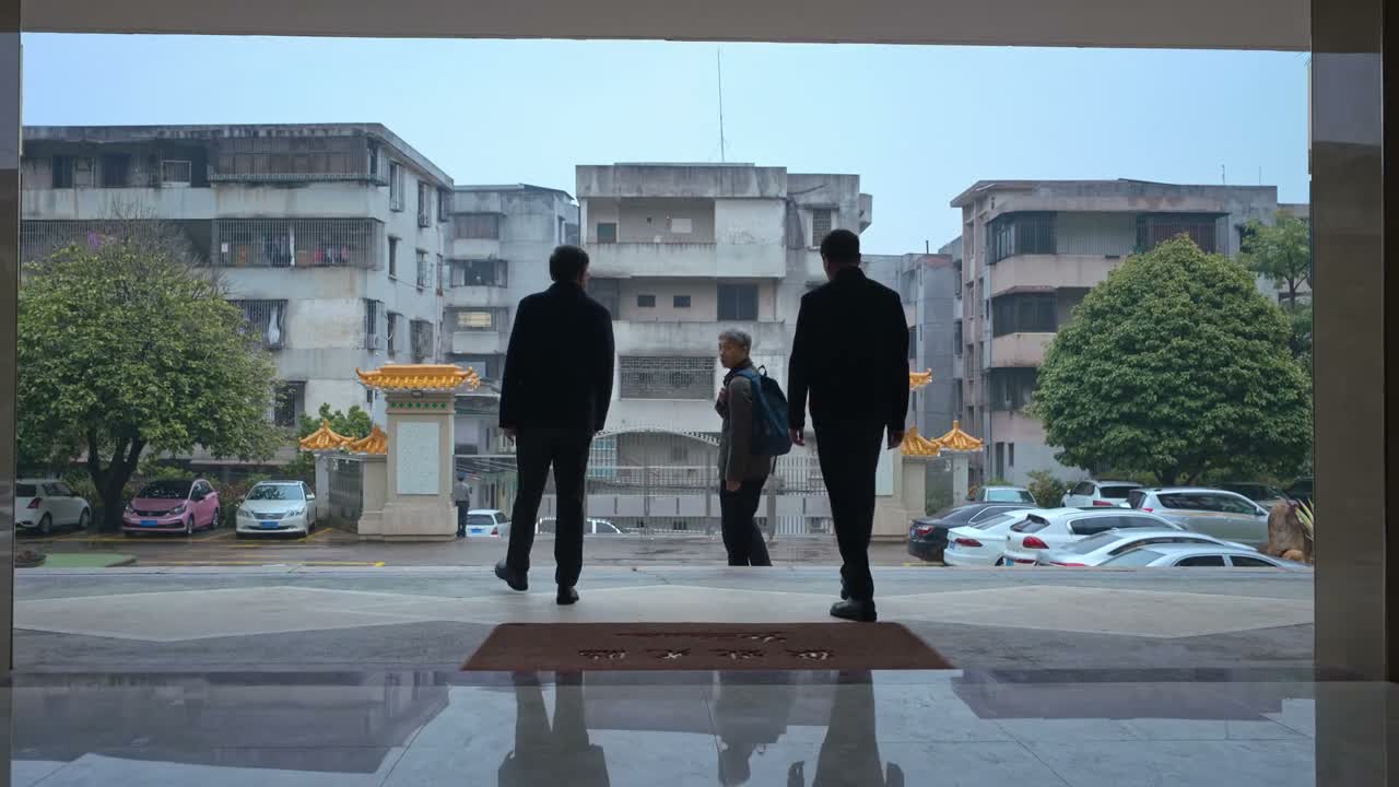 二位 留步吧 好