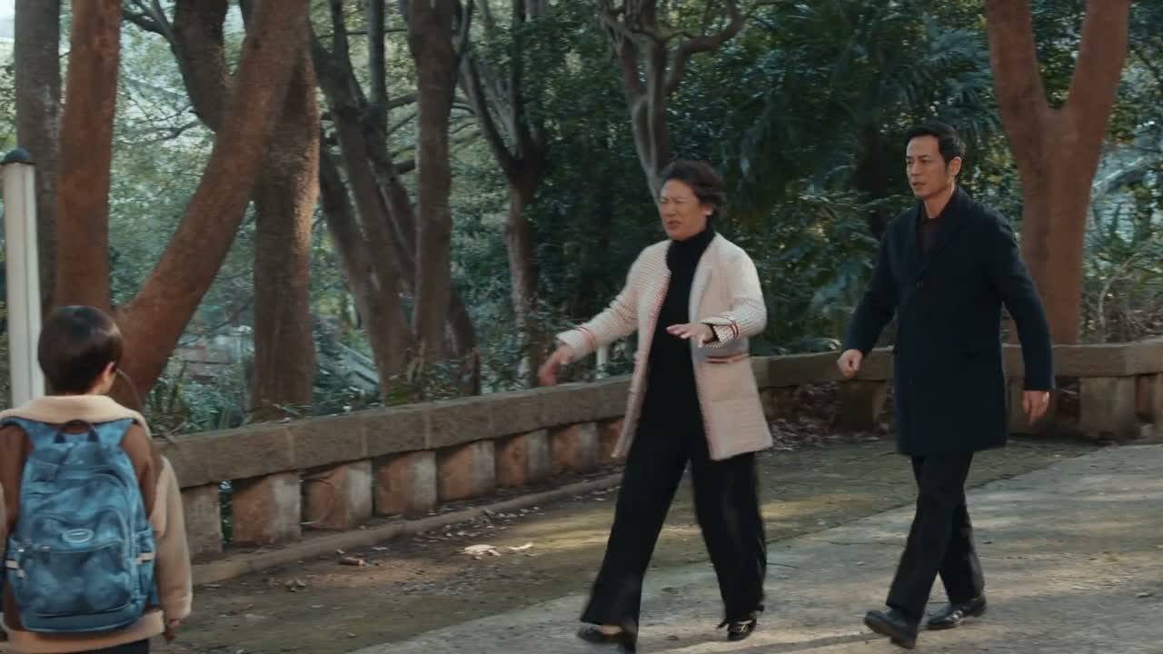 你说你们让奶奶急死了