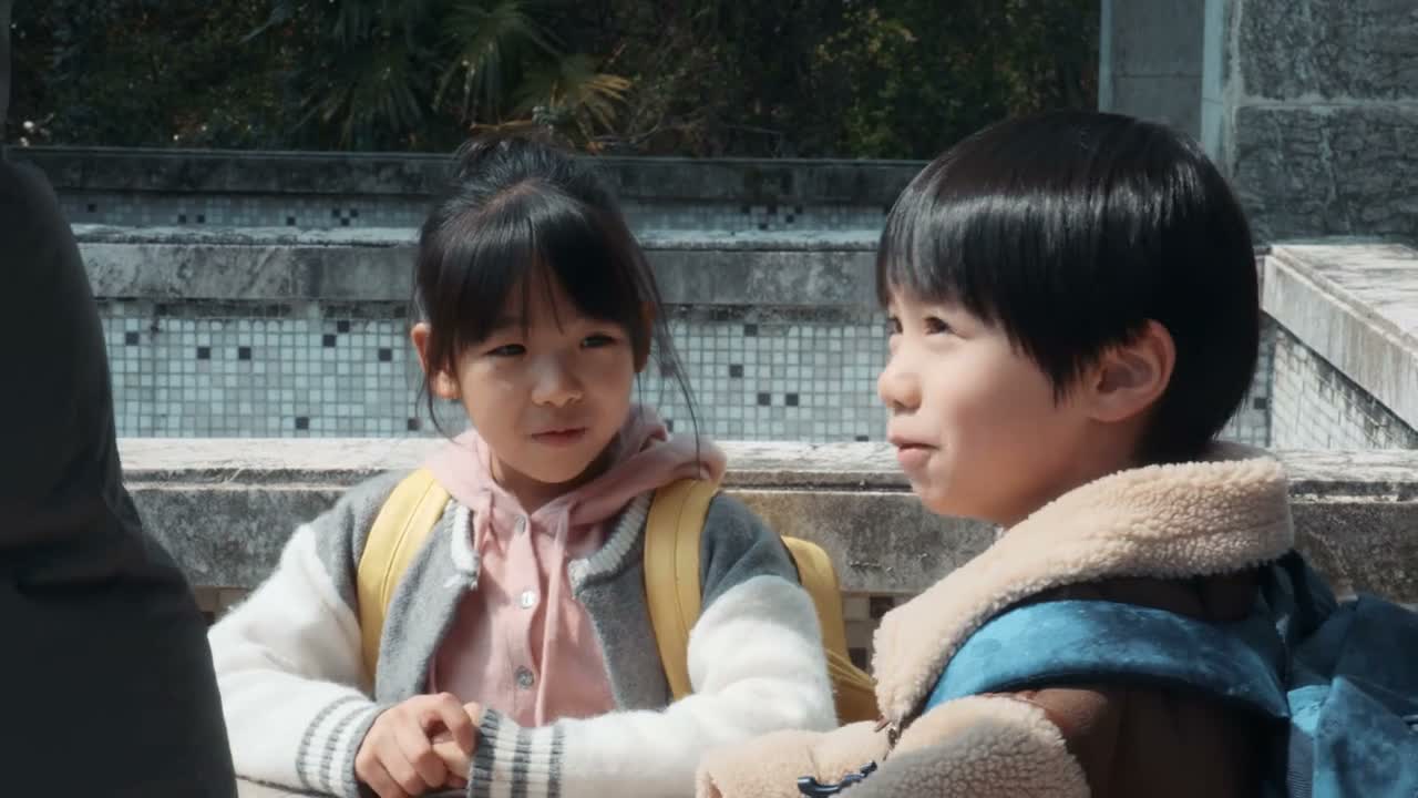 这是我和姐姐发现的