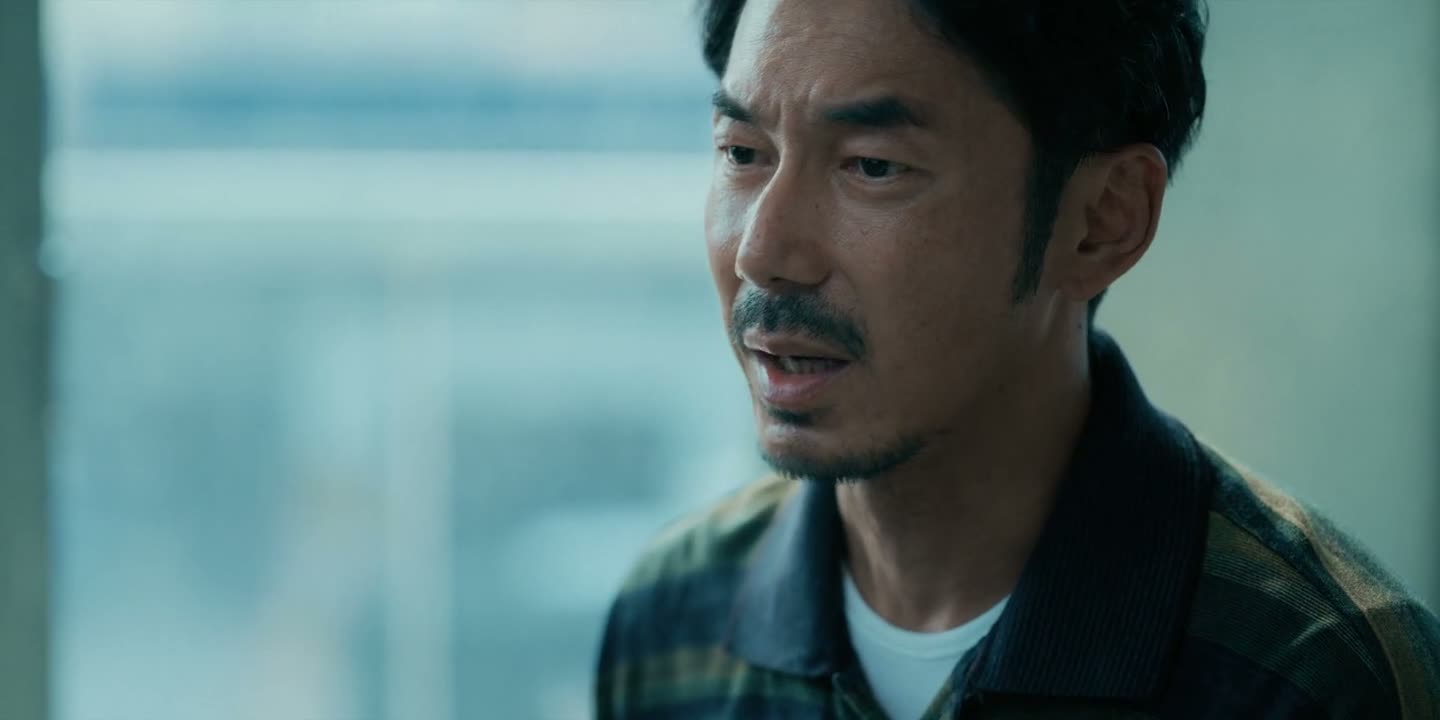 你把合约一张一张拿出来
