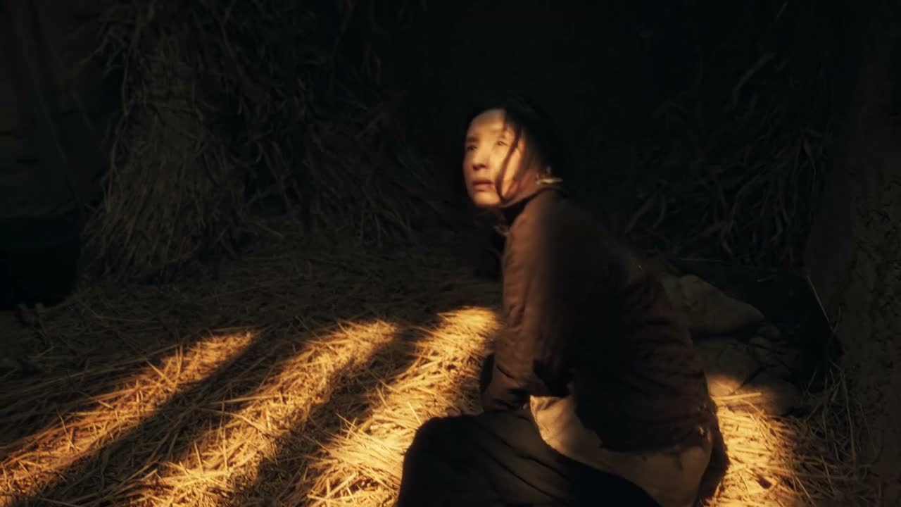 别打了 这肚子都这么大了 怎么的