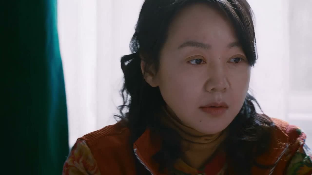 这不就是一件病号服吗