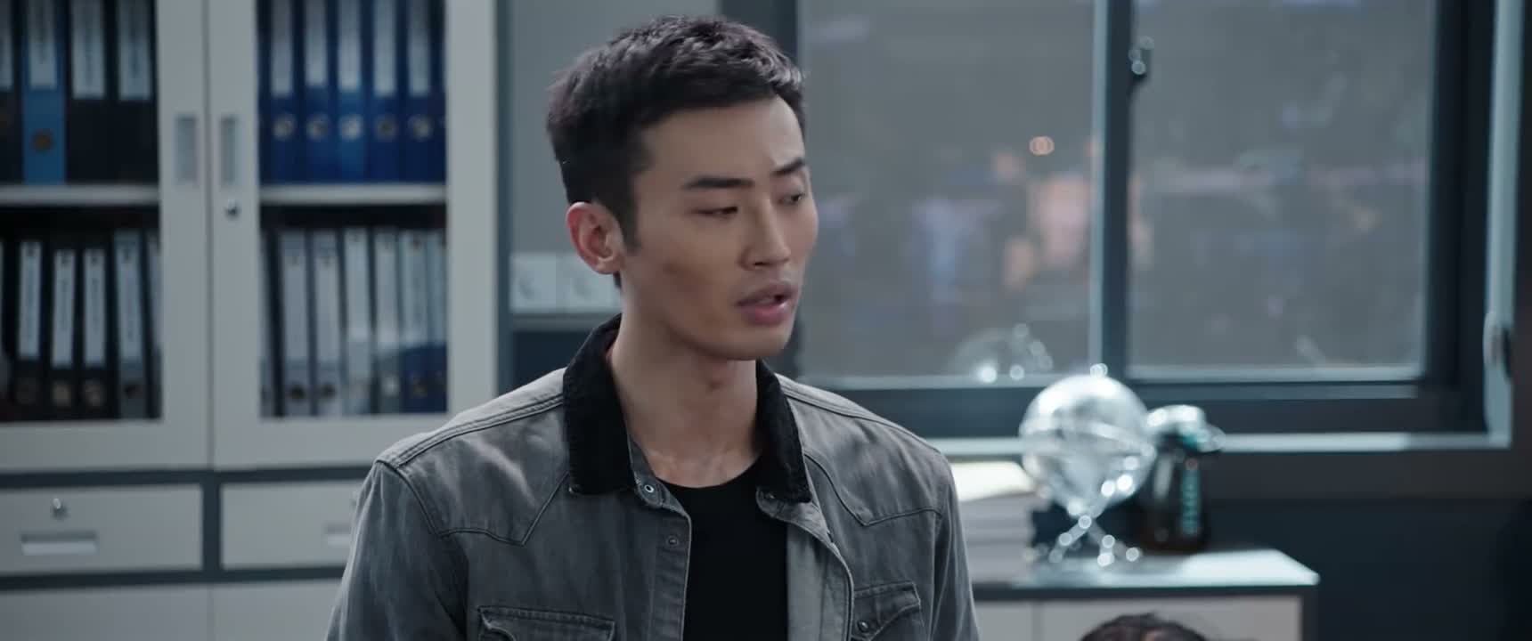 但至少也经常往来此处