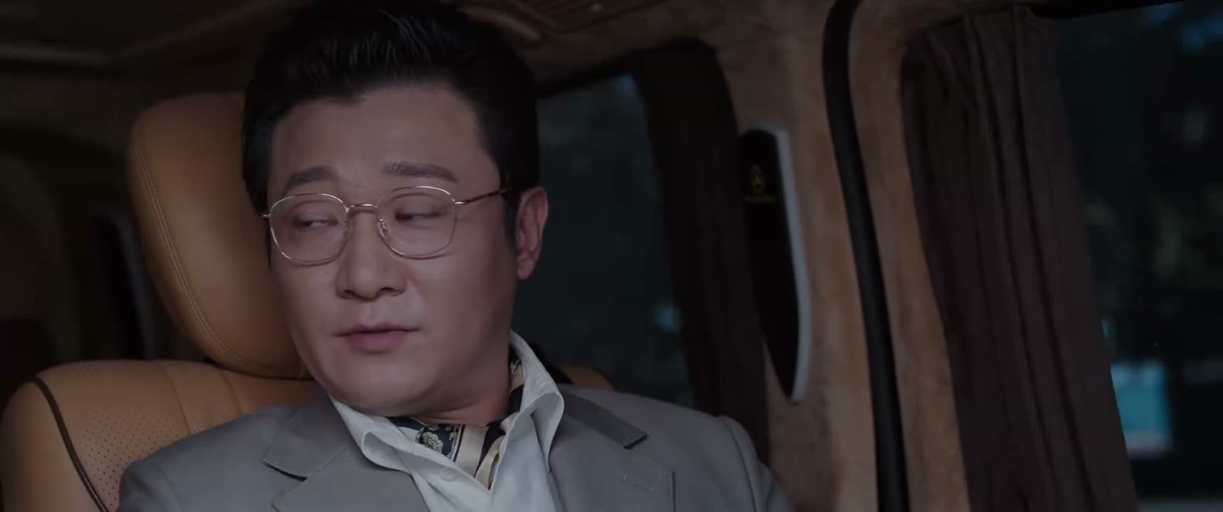 看来对你还是旧情难忘啊