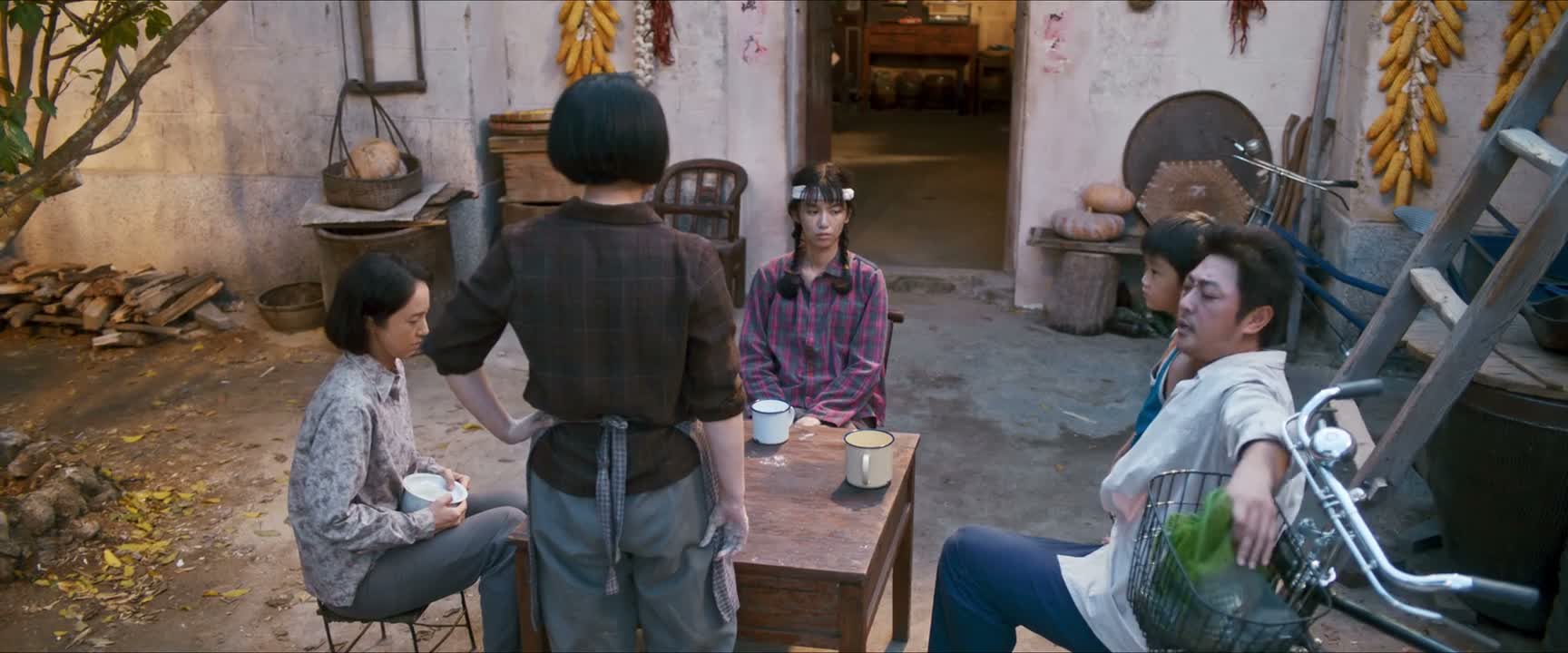 行了 行了 别嚷嚷了 做饭去吧