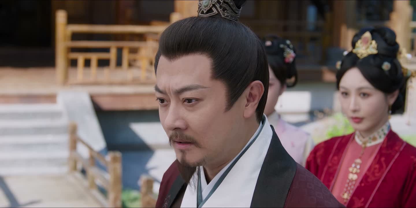 你立刻跟我回京城