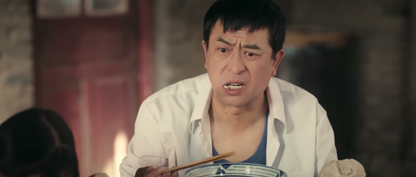 打啥赌呢 赌娃能吃几个馍 娃一顿能吃几个馍呢