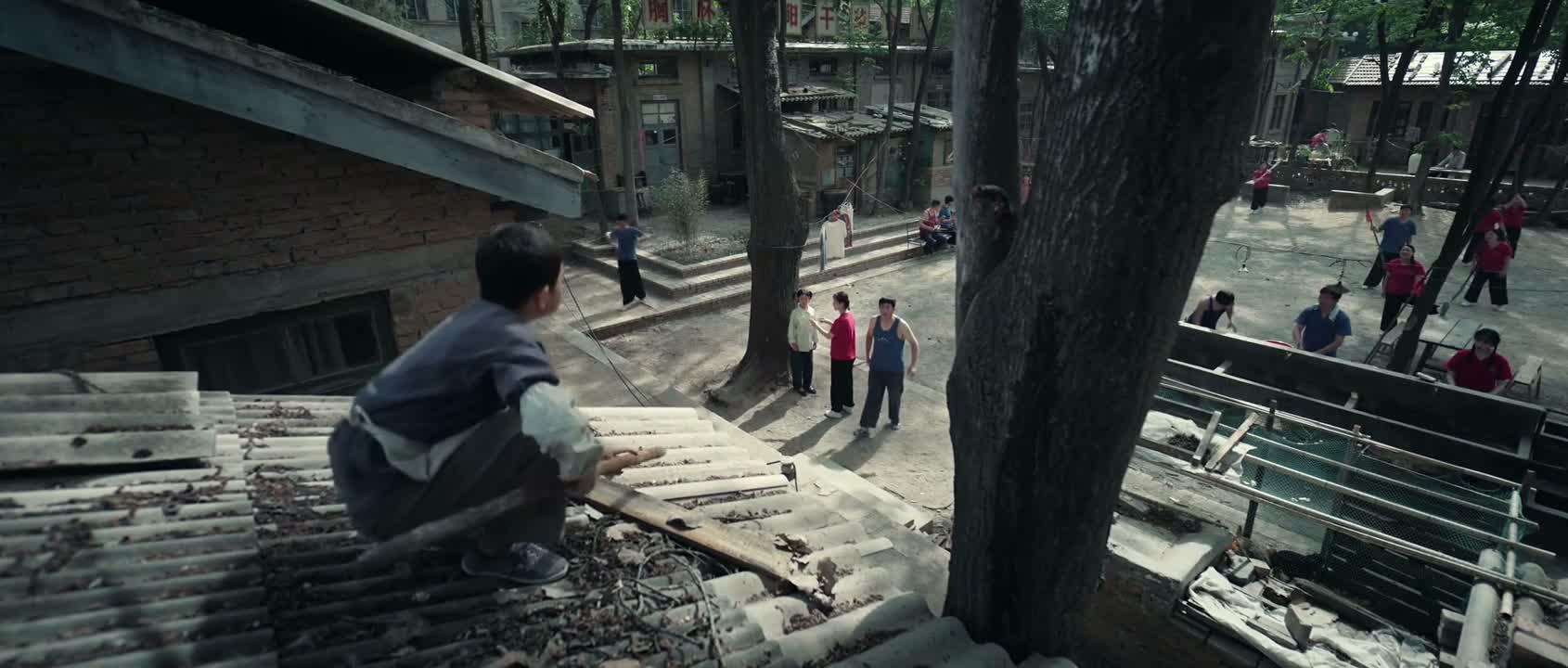 掉下来摔死你 滚