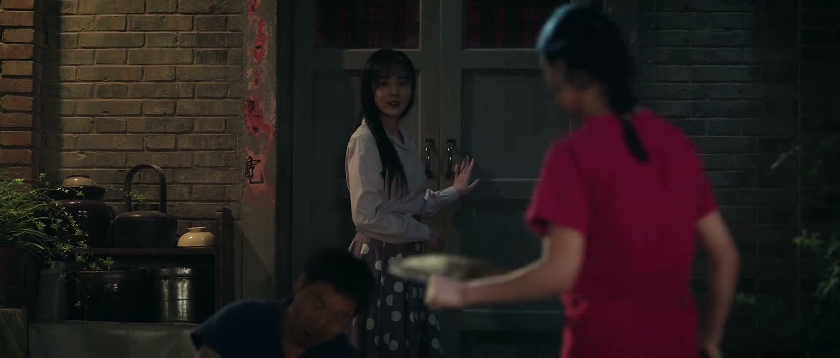 全湿了 湿了刚好洗个澡