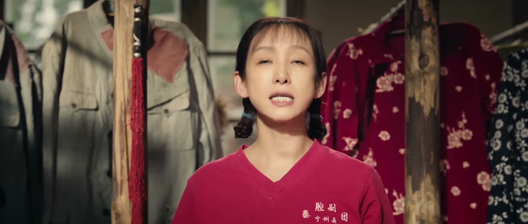 她也只配当当我的影子