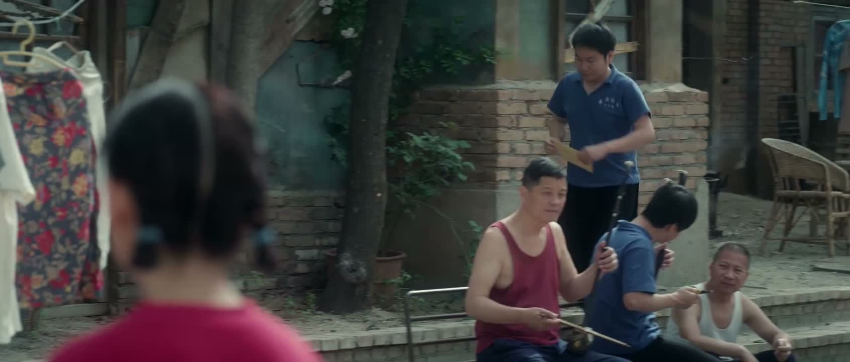 这一赶早的弄啥呢 好事