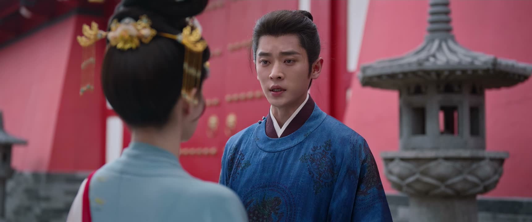今夜 怕是又要晚归了