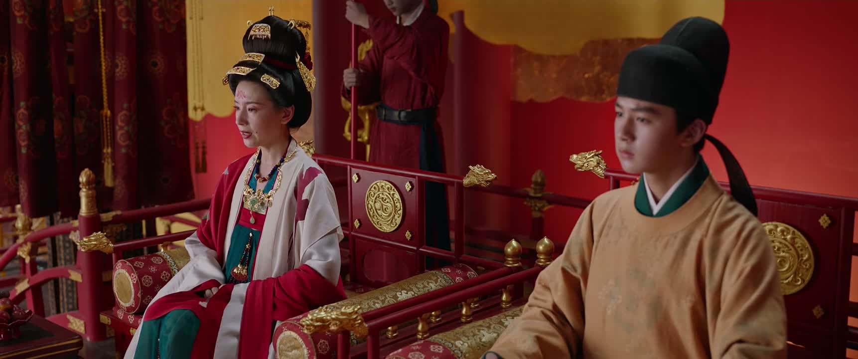 黎王一案 已让你分身乏术了