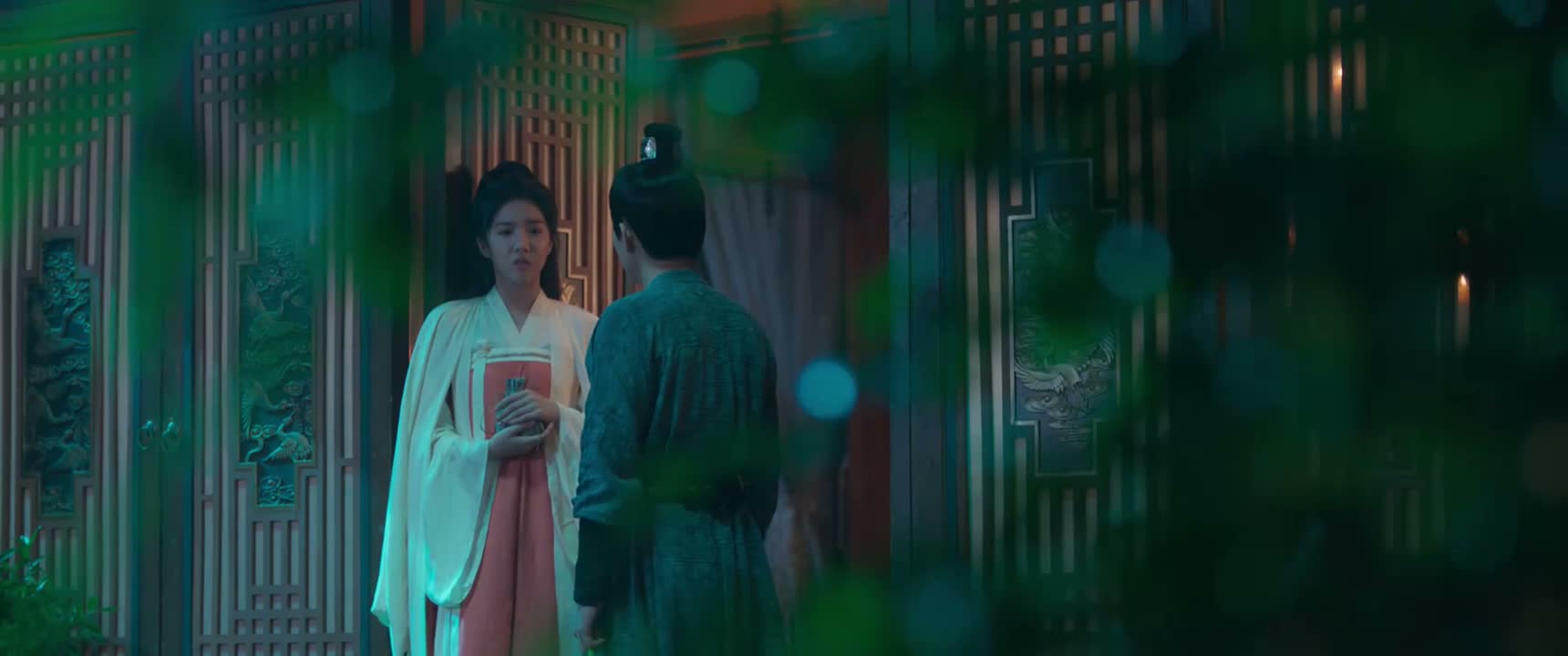 被南赵使臣发难