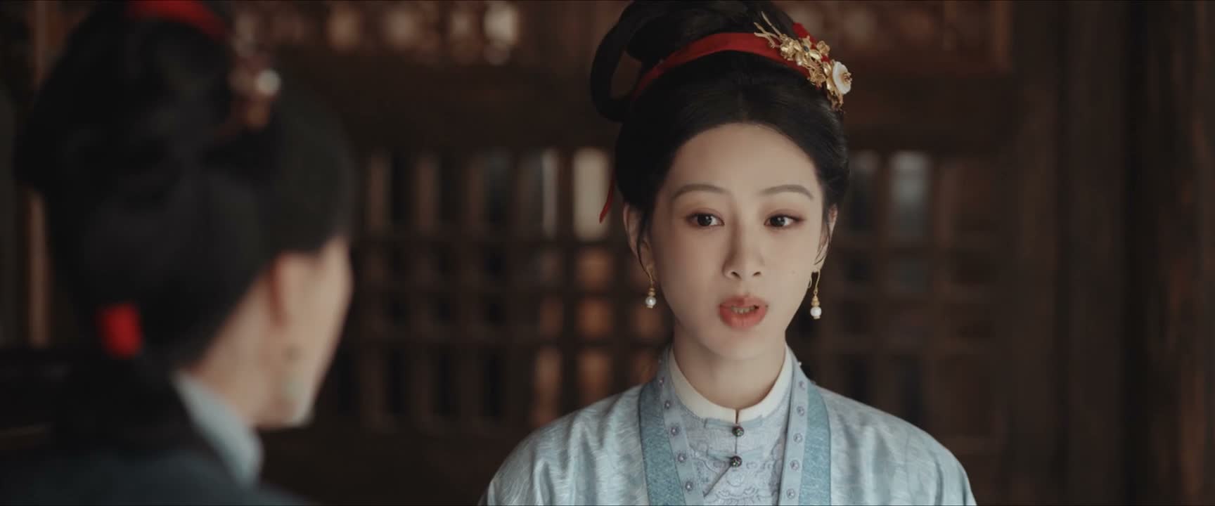 我不该在您面前议论是非