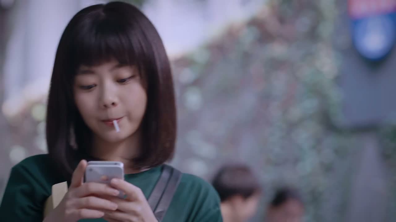 我都十八岁了 不算早恋了