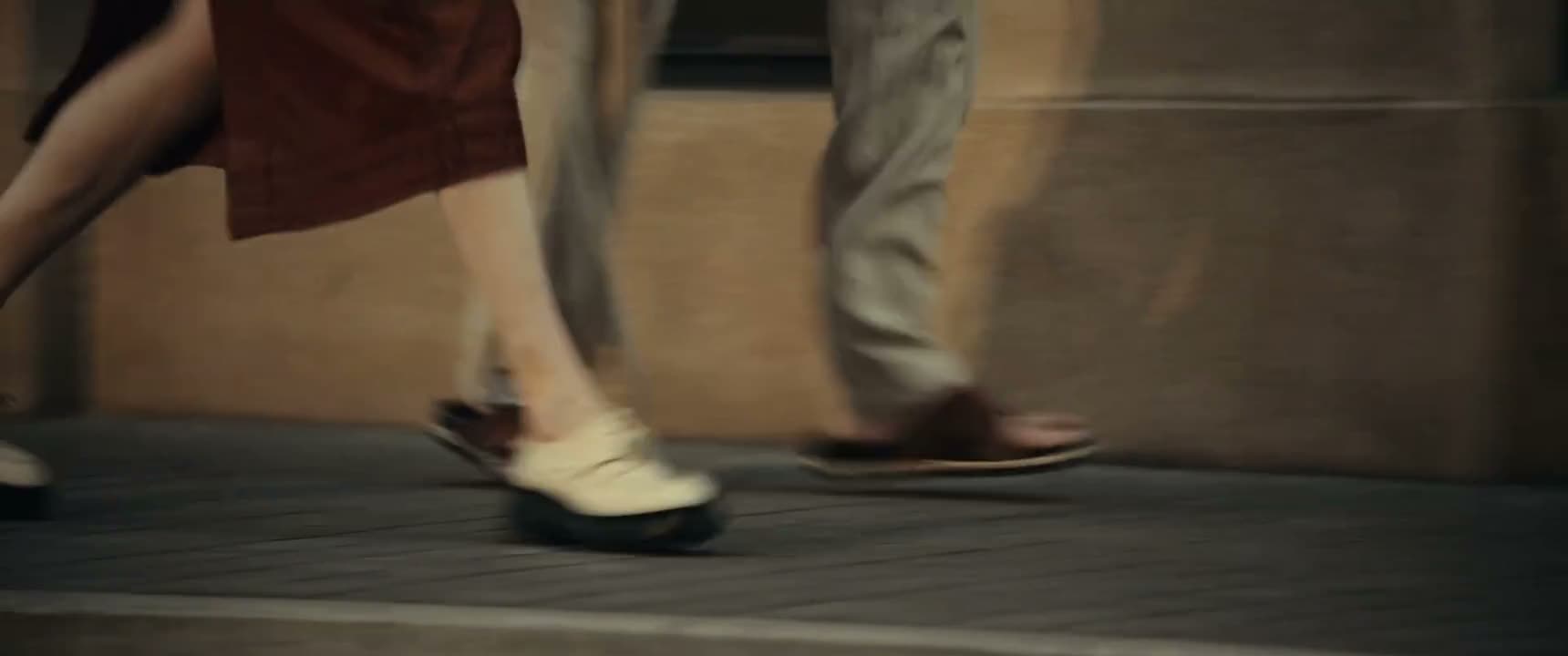 你就看一眼 看半眼都行 很快