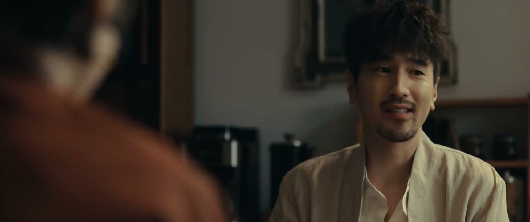 这哪叫吵啊 这是各抒己见嘛 对吧