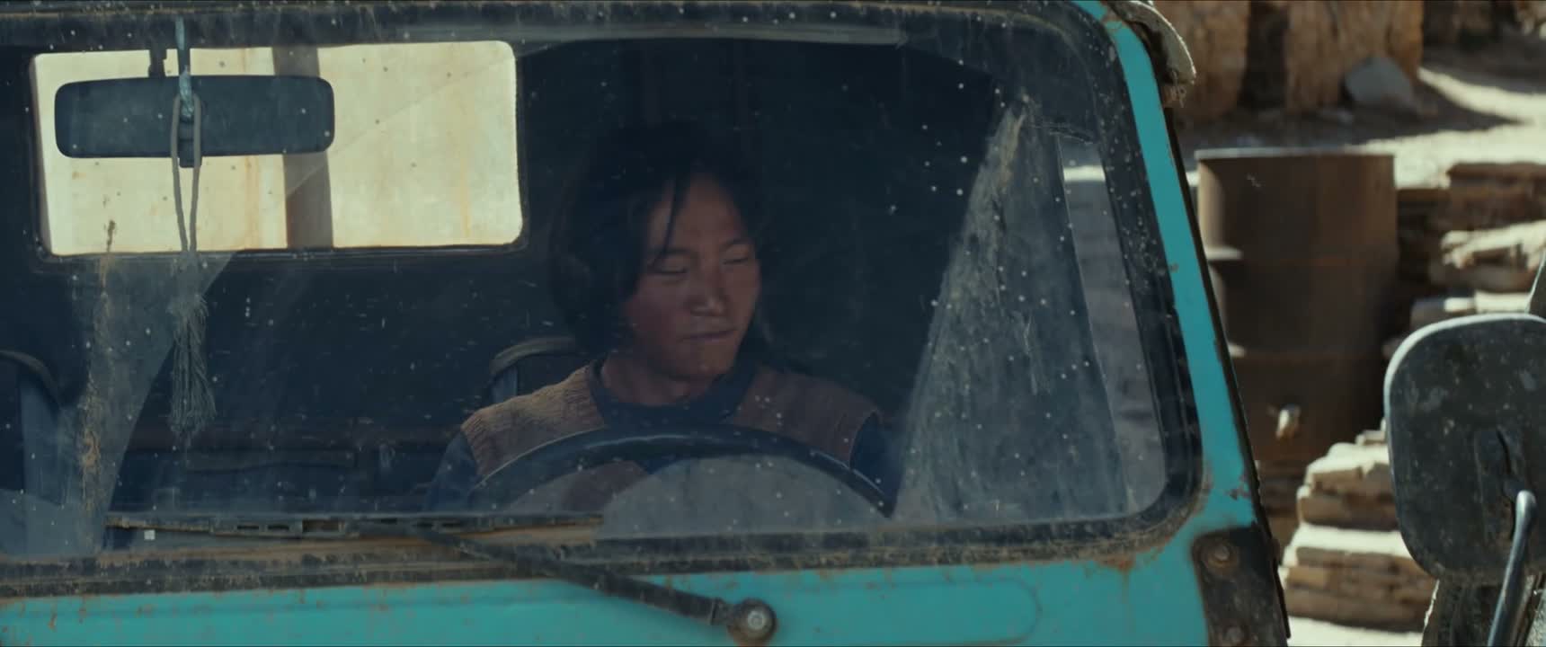 我看看 对 在这儿拍