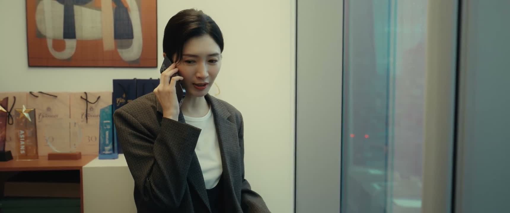 然后呢 我刚才看评论 下面说得特别难听