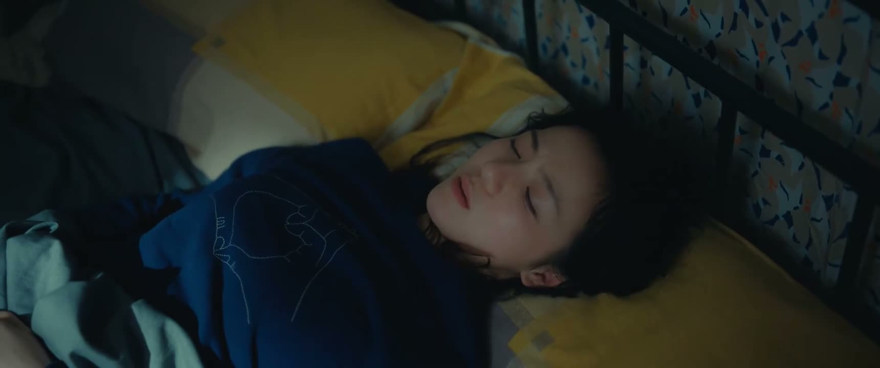 我现在不想说话 你别在这儿好不好