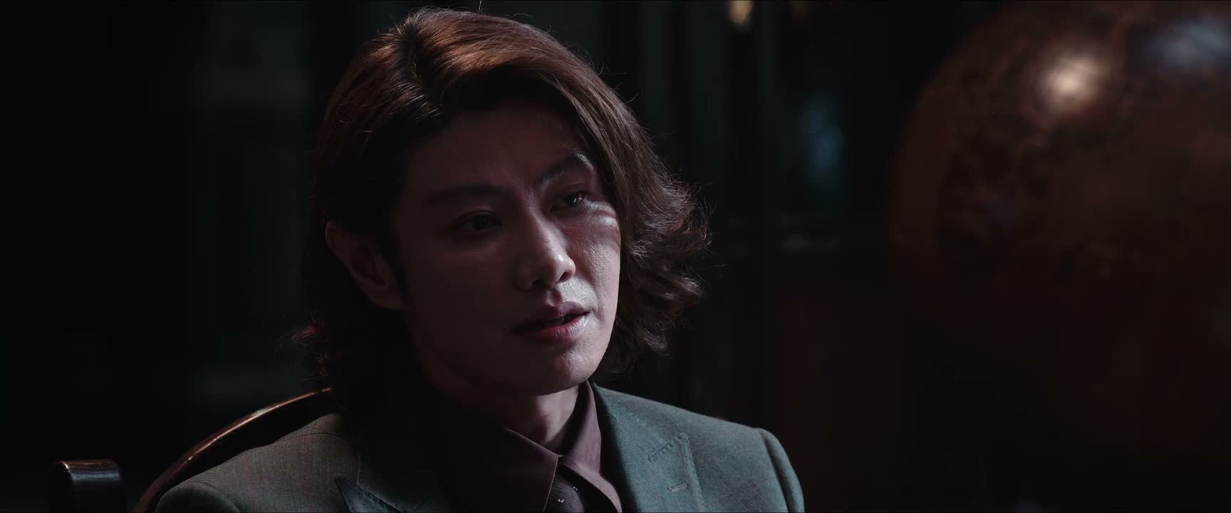 站在江寒声面前主动为我顶包