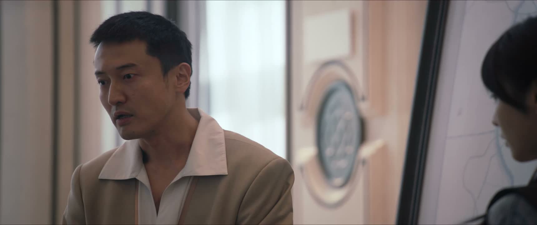 那你跟朱亦飞是一伙的