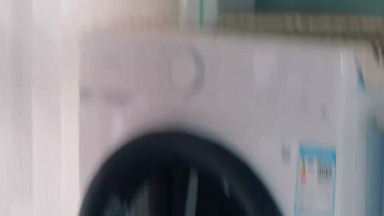 把这个打开 倒洗衣液啊
