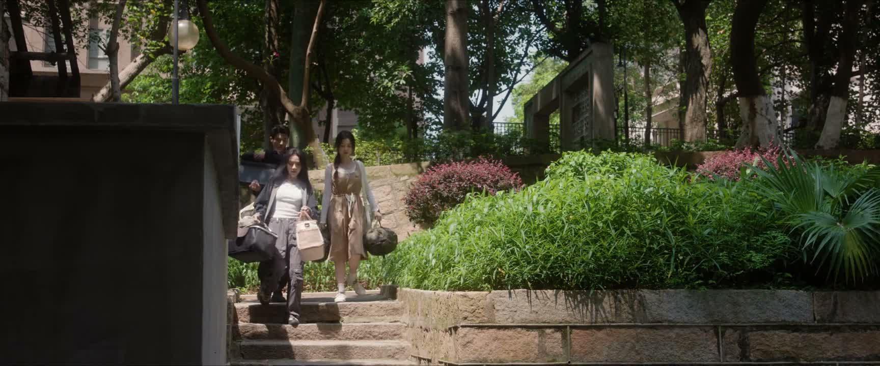 星星 你那个重不重我帮你 来