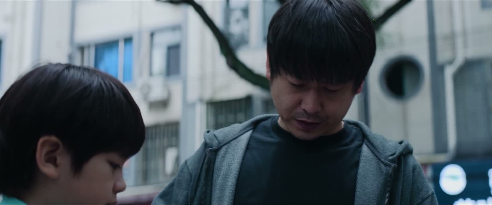 给她点空间