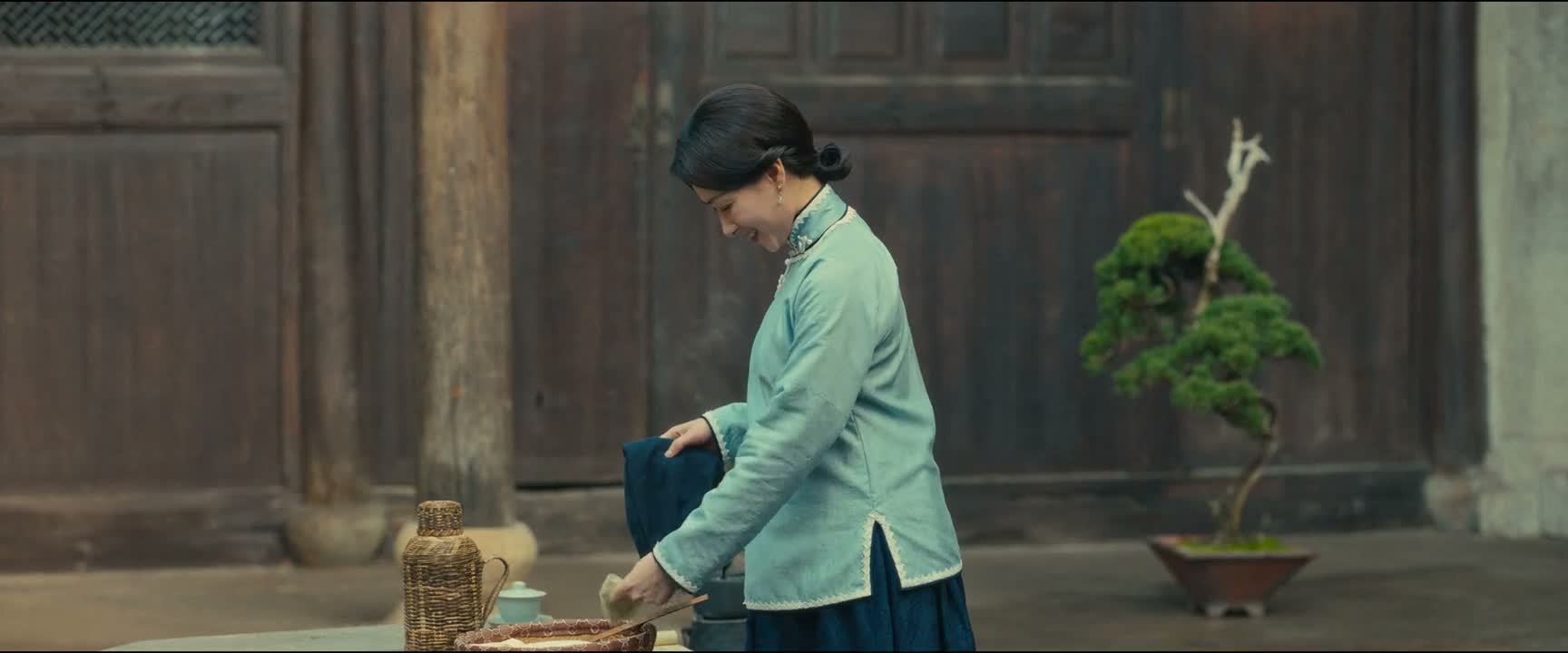 你看看这 曲里拐弯