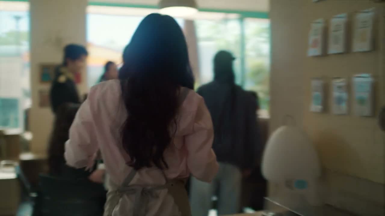 这是更新的 不好意思让一让 让一下