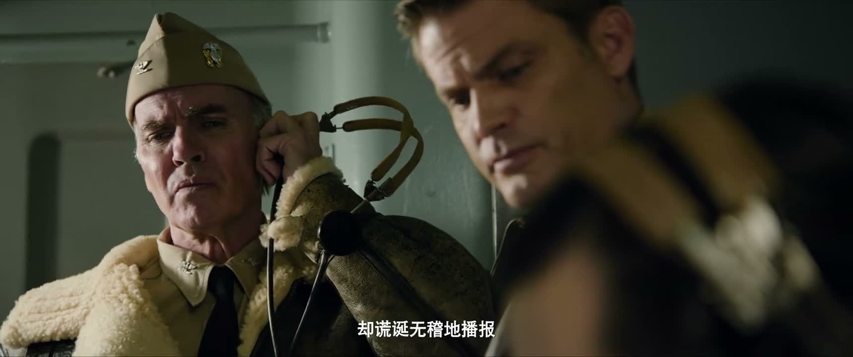 却谎诞无稽地播报
