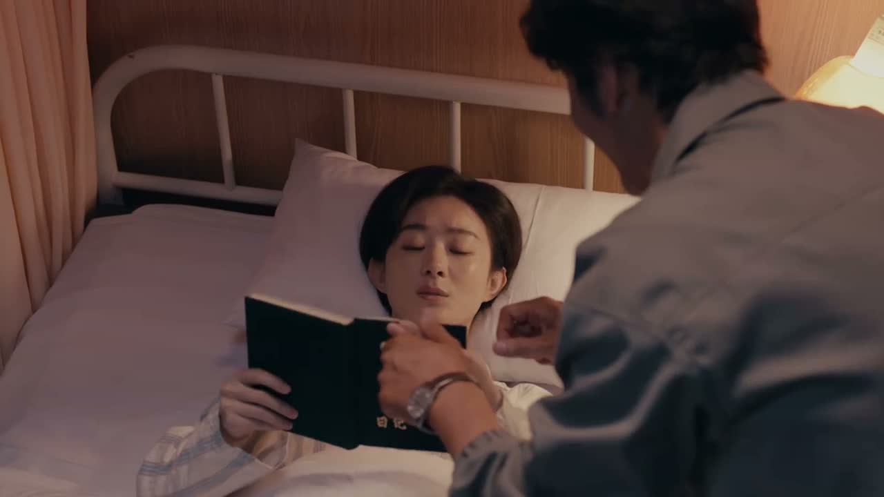 拿着鸡毛当令箭